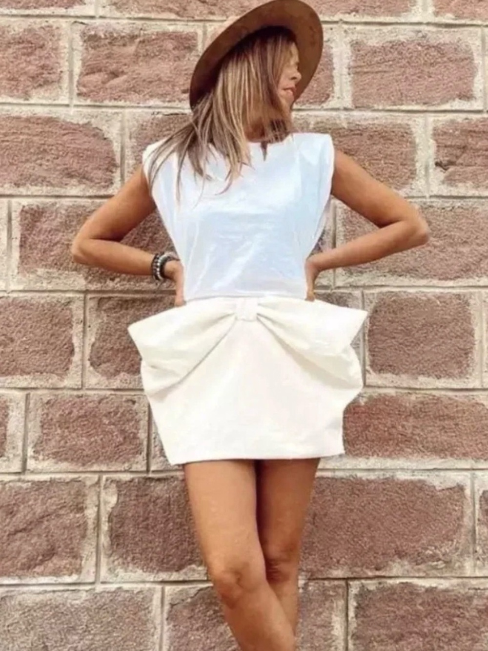Zara Cream/Ecru Sculpted Mini Skirt